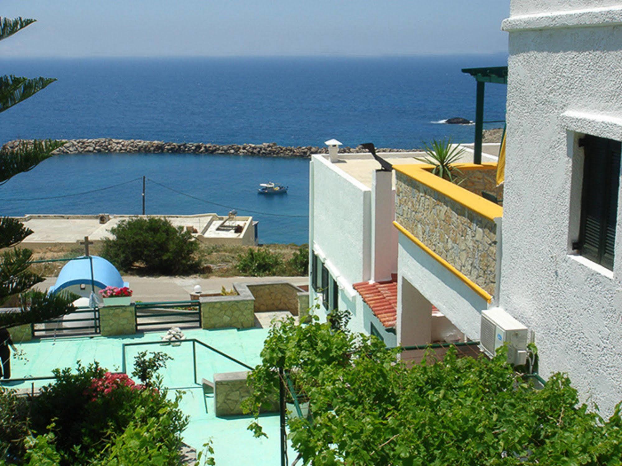 Finiki View Hotel Apartments Bagian luar foto